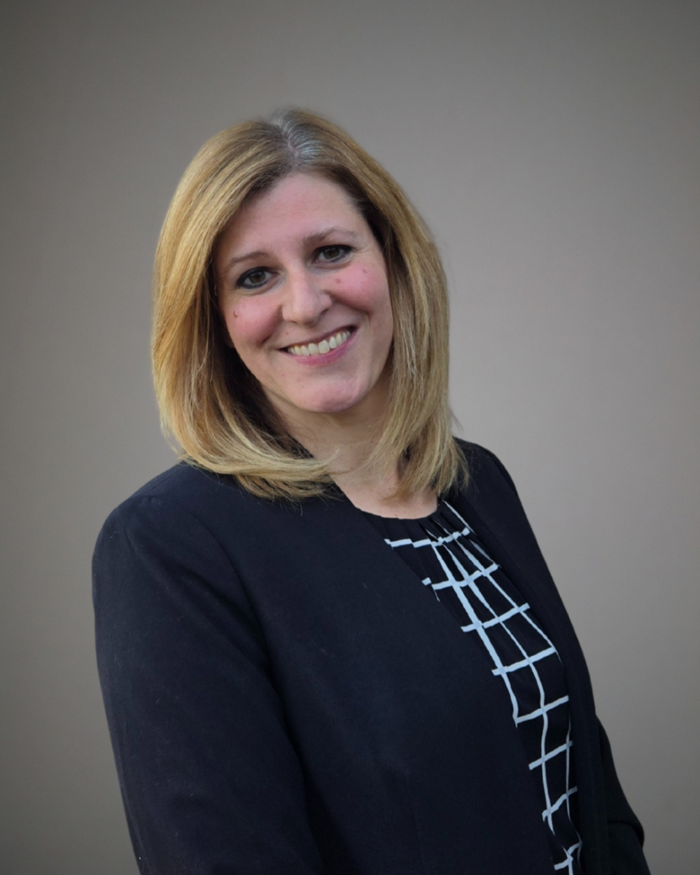 Shannon Bergstresser Headshot
